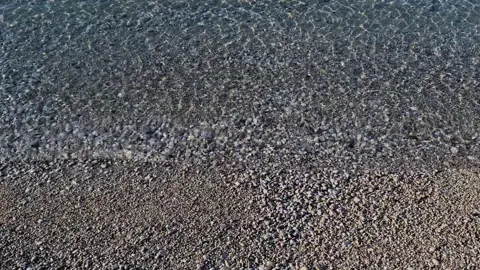 ‏الزمن مر من هنا وترك خلفه صدى الذكريات