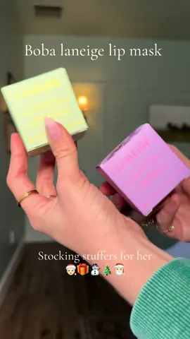 Love these lip masks so much! #lipmask #laneigelipmask #laneige #stockingstuffer 
