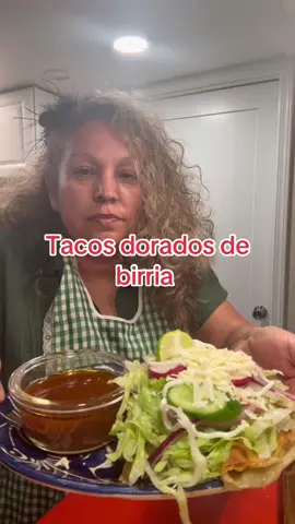 Tacos dorados de birria #vira #food #mexicanfood #comida #fyp 