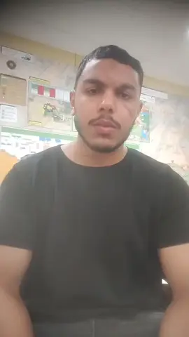 اتقدم انا المواطن رامى ربيع امين لسيادتكم ببلاغ عن واقعة شروع فقتل يوم الاحد الموافق 19/10/2025 الساعه 5:30 فجرا لقد قام شخصان مجهولان بالإمساك بى من الخلف ومع المقاومه قام احدهما باصابتى بجروح خطيرة قطعيه عميقه بالوجه والرقبه وكانت قريبة جدا من شريان رئيسى بالرقبه ( الشريان السباتى )  وقد حدثت هذه الوقعه بشارع الهرم امام محل ملابس  Naga homme  قبل المصرف المتحد قبل نفق اللبينى  وقد قام شخصان باخذى الى مستشفى الهرم التخصصى وبعد الكشف قرر اطباء الجراحه بسرعة التجهيز والدخول إلى العمليات  وقد قمت بعمل محضر بقسم شرطة الهرم  الاحد الموافق 26/10/2025 ويوجد فيديو مصور بكاميرا مراقبة محل ملابس  naga homme والفيديو موجود مع مباحث قسم شرطة الهرم وقد تأخر عمل المحضر بسبب طلب المباحث للتقرير الطبى  ولم  يستخرج التقرير الطبى من المستشفى الا بعد خمسة ايام من خروجي من المستشفى وها انا قد لجأت لسيادتكم وانا متيقن عين اليقين ان حضراتكم سوف تطبيقون القانون وستأتون بحق كمواطن وابن من ابناء هذه البلد الآمن بوجودكم رقم المحضر 47645 @الصفحه الرسميه لوزارة الداخليه 