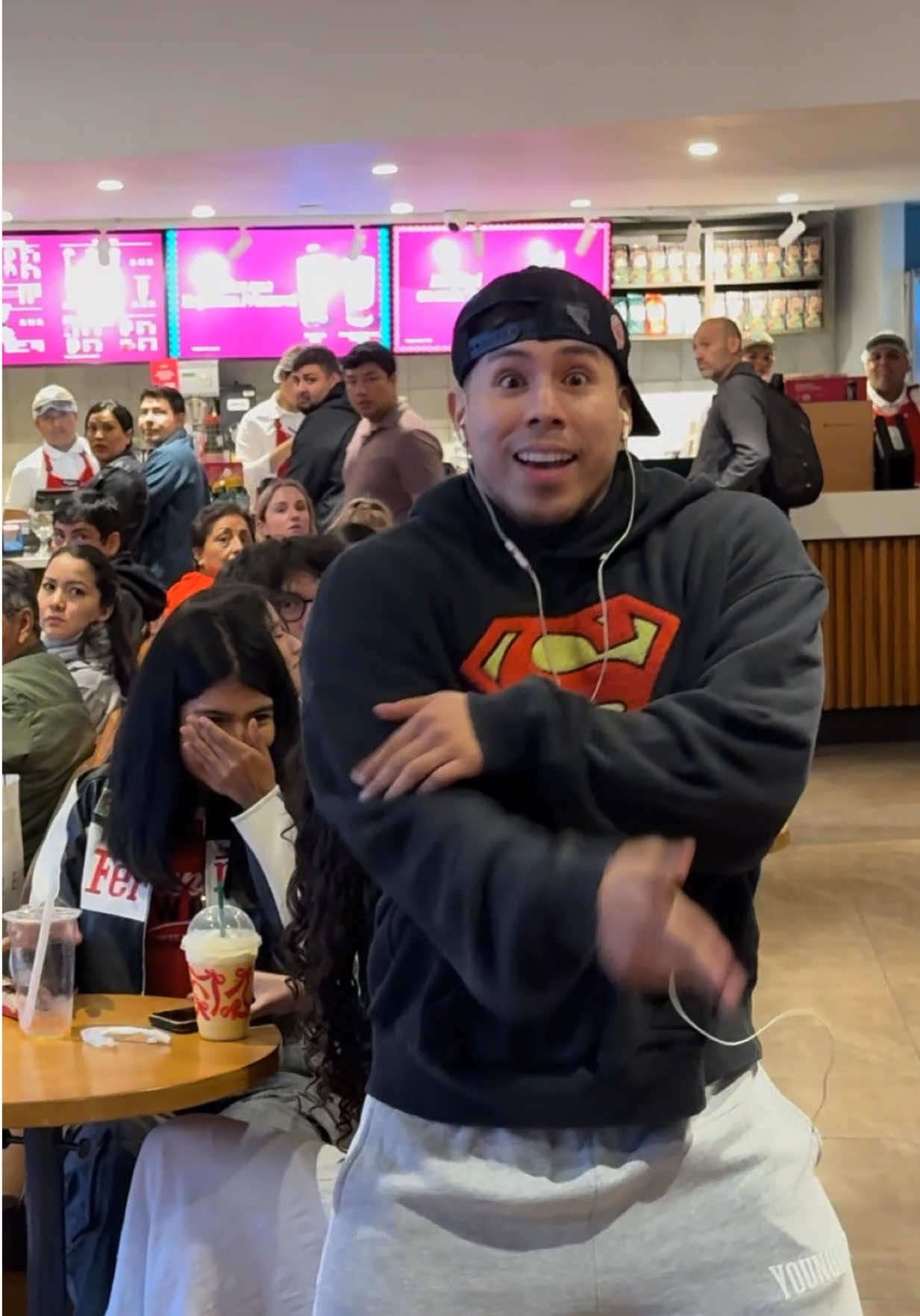 Soy un bailarín Eee Bola🇧🇷 🤣🕺🏻#fyp#parati 