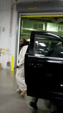 “New Scenes, New Settings, Oakland Tonight”! 🏟️