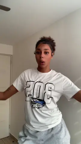 Bailecito#alonzokatielle30 #parati #fyp #prettygirl 