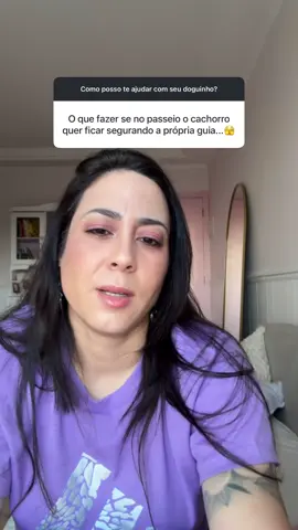 Como ensinar um cachorro a não morder a guia na hora do passeio #adestramentopositivo #mãedecachorro #cães #comportamentocanino #enriquecimentoambiental 