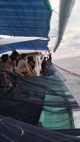 aktivitas tiap pagi,, yaaa begini,,!!!🫢🫢🫢 #kota_kendari #fyp #pausmenyelam #Commando #livehighlights 