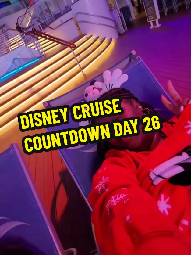 This is my 30-day countdown to sunshine, snacks & sea days on the Disney Dream—let the magic begin ✨🌴🛳️ Day 26 #DisneyCruiseLife #reggisvsgcloset #disneycruiseline #disneydream #disneycruise 