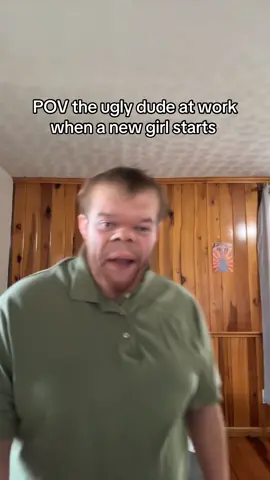 If he puts his hands over ur eyes and says guess who you spazzing? #joking #comedy #skit #jokes #skitok 