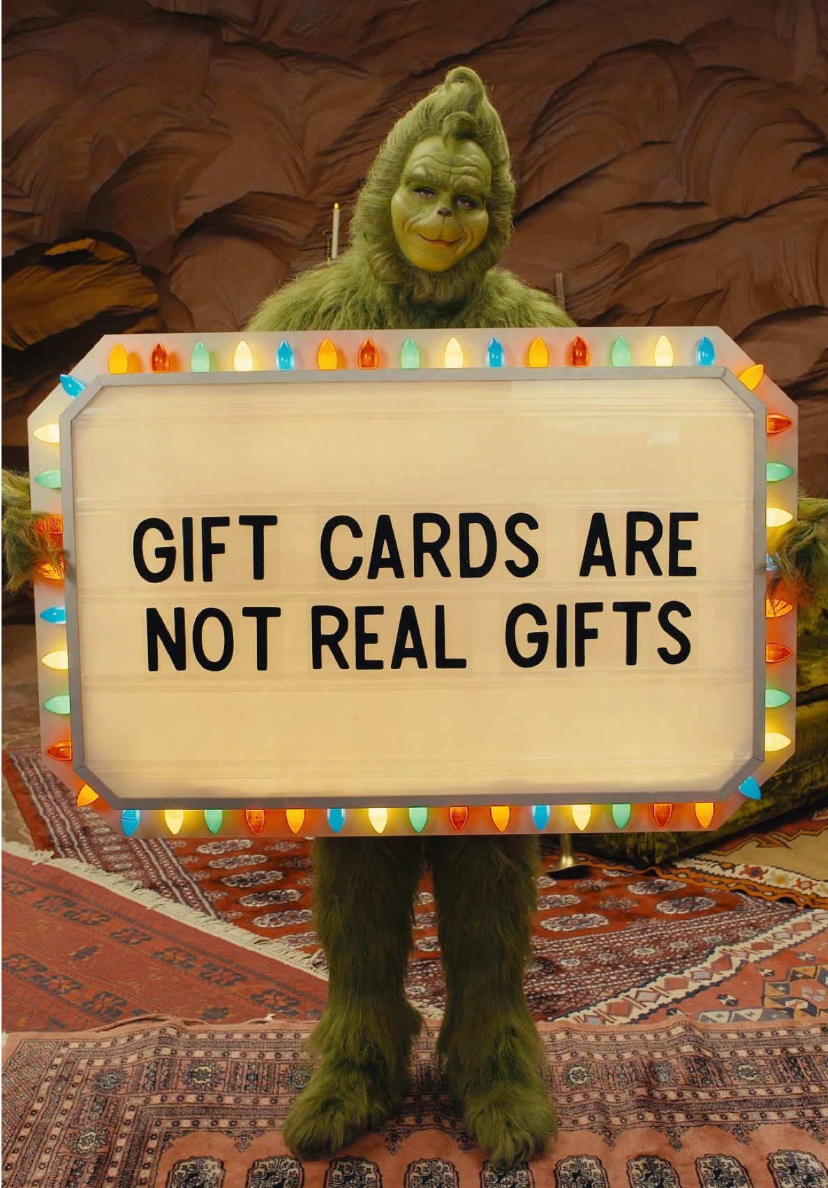 A piece of plastic less useful than cash… Wow, THANKS! 🙄 #DrSeuss #TheGrinch #Grinchmas