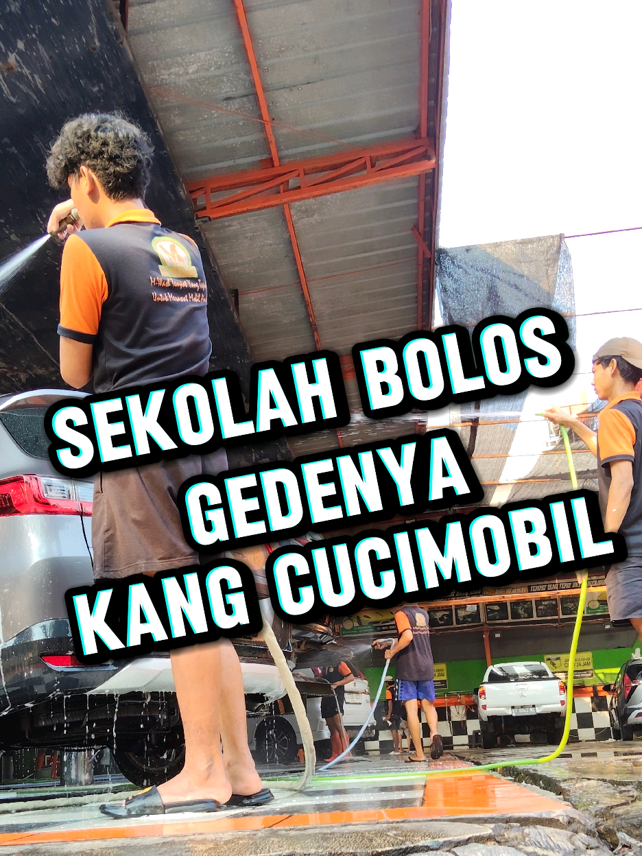 gapapa tukang cucimobil yang penting gajian habis terus..❌