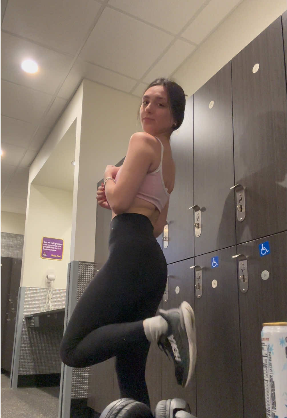 Working out w @CelsiusOfficial @Planet Fitness 💪 #fyp #workingout #gym #celsiuslivefit #celsiusbrandpartner 