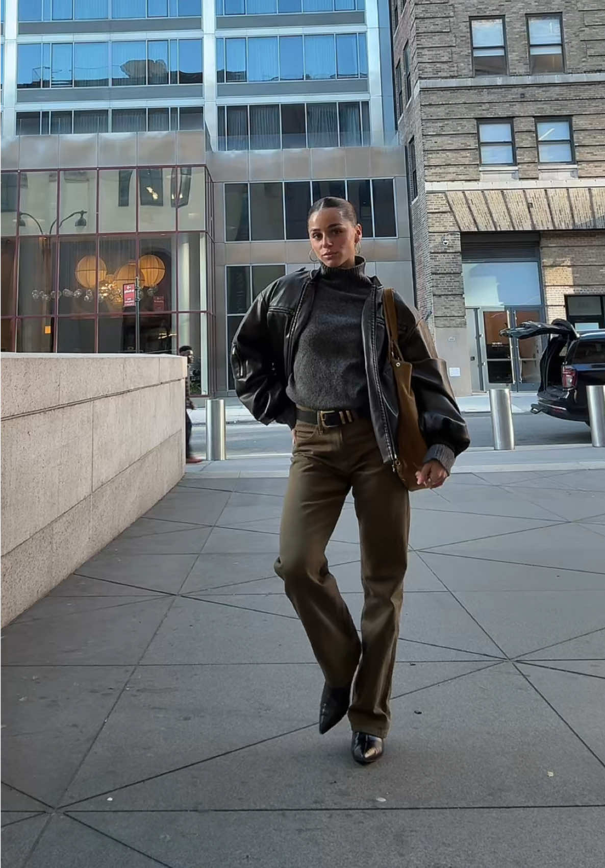 I was brave enough to do a street ootd today  #OOTD #workoutfit #workfit #falloutfits 