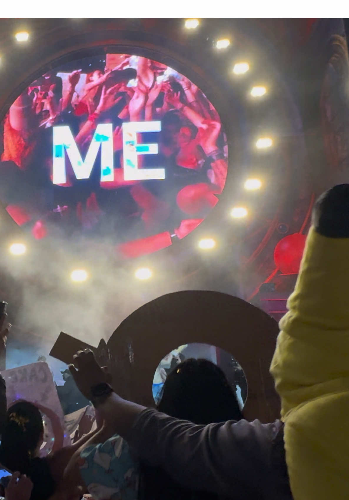 @Steve Aoki 🎂😂 #steveaoki #cakeme #funny #puebla #dreamfields 