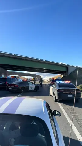 580 freeway Tracy to Livermore all lane close #accident #fyp #paratiiiiiiiiiiiiiiiiiiiiiiiiiiiiiii #livermore #tracy  #580freeway #209 #925 #trending #news 