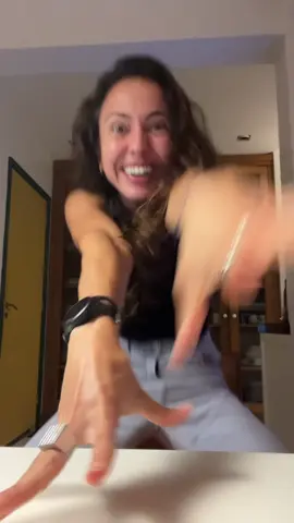 Estamos vivendo ou vendo videos de como viver??? Socorro!!