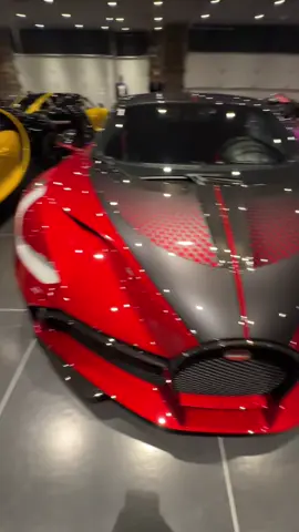 #bugatti #bugattidivo #Dubai #foryou 