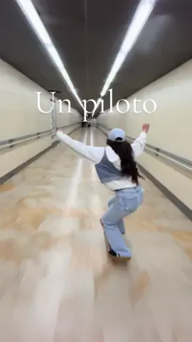Un piloto 👩‍✈️  #skate #bogota #unpiloto