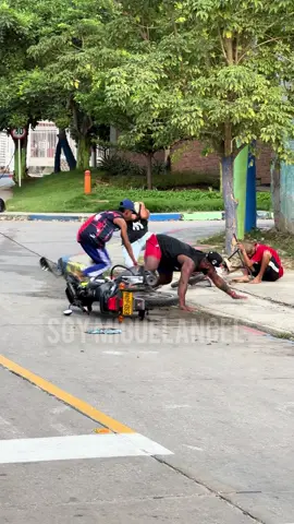 Cu!dad0 🚨p3rsecucion 👮‍♂️🚓