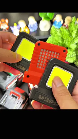 Đèn led chân pin đèn cắm trại câu cá ban đêm #denledchanphothong #denledchanpin #dencamtrai #denlamviec 