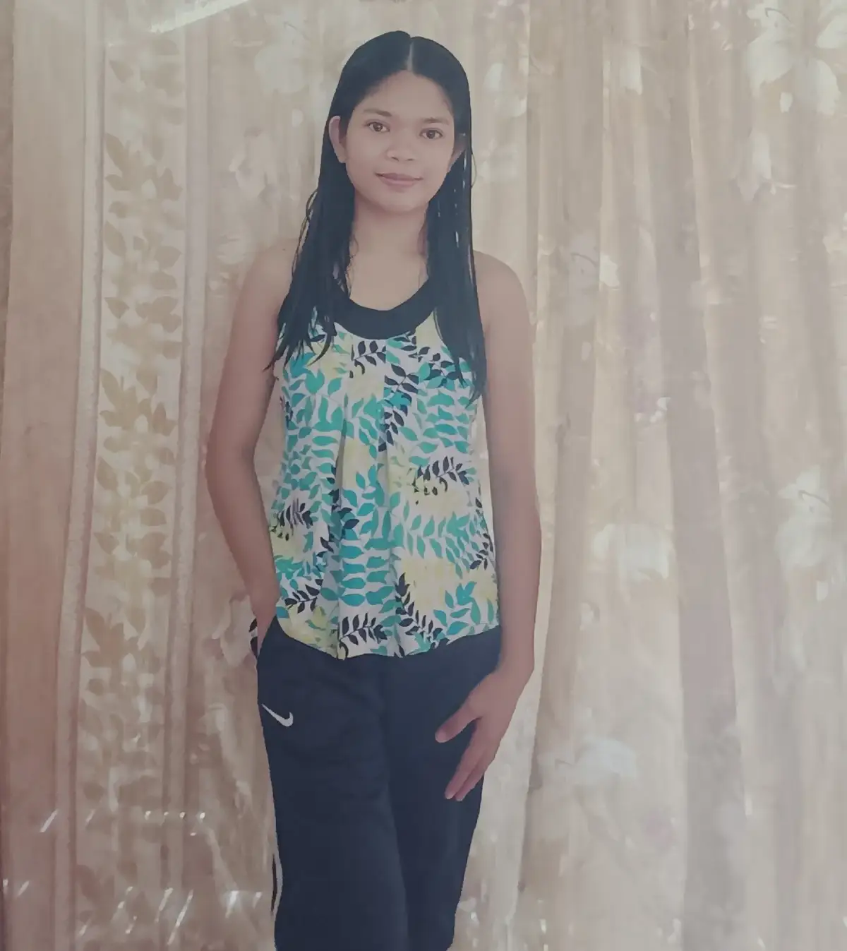 I may not be as pretty as others, but at least I can go out without wearing any makeup — mostly because I don’t even know how to do makeup! HAHAHA #foryoupage #fyppppppppppppppppppppppp #tiktokphilippines🇵🇭 #picture #fypシ゚ 