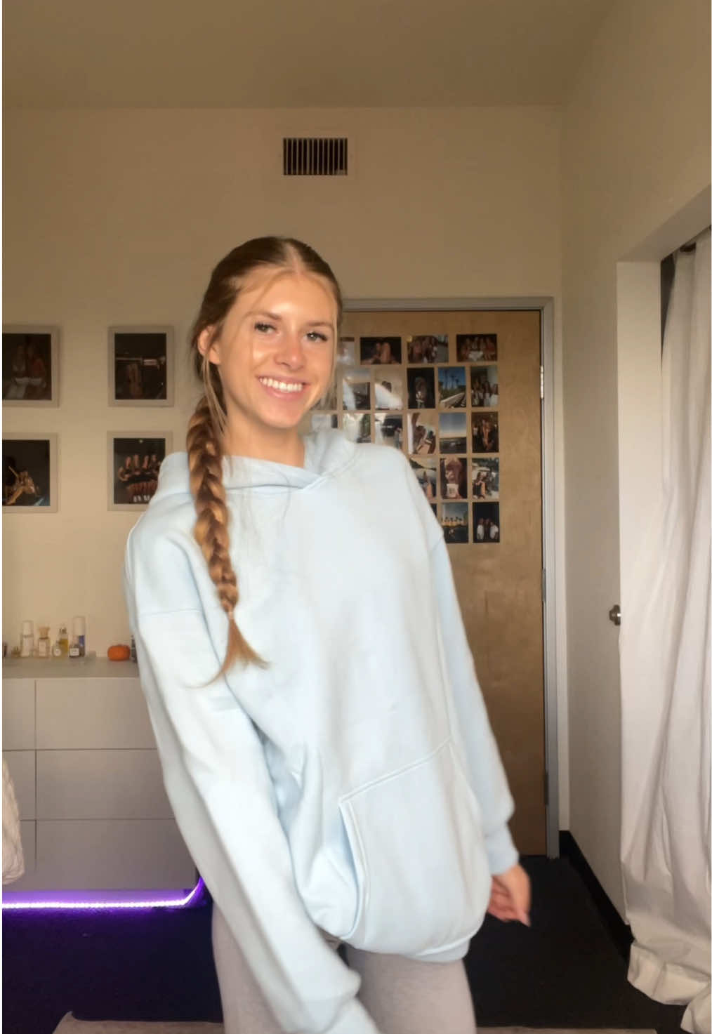 the softest hoodie! @AUTOMET #automet #hoodie #oversizedhoodie #outfit #hoodieoutfit 