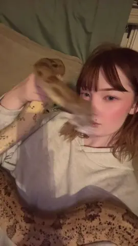 My cuddle bug #fyp #foryou #foryoupage 