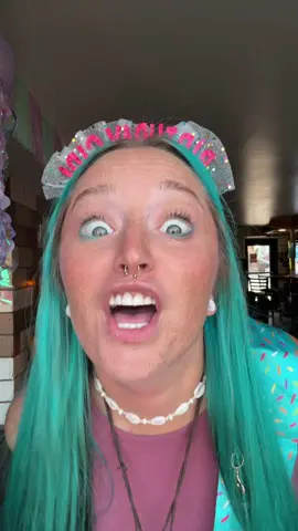 @J E S S I E  M U R P H  #jessiemurph #32 #birthday #bdm #bartender 