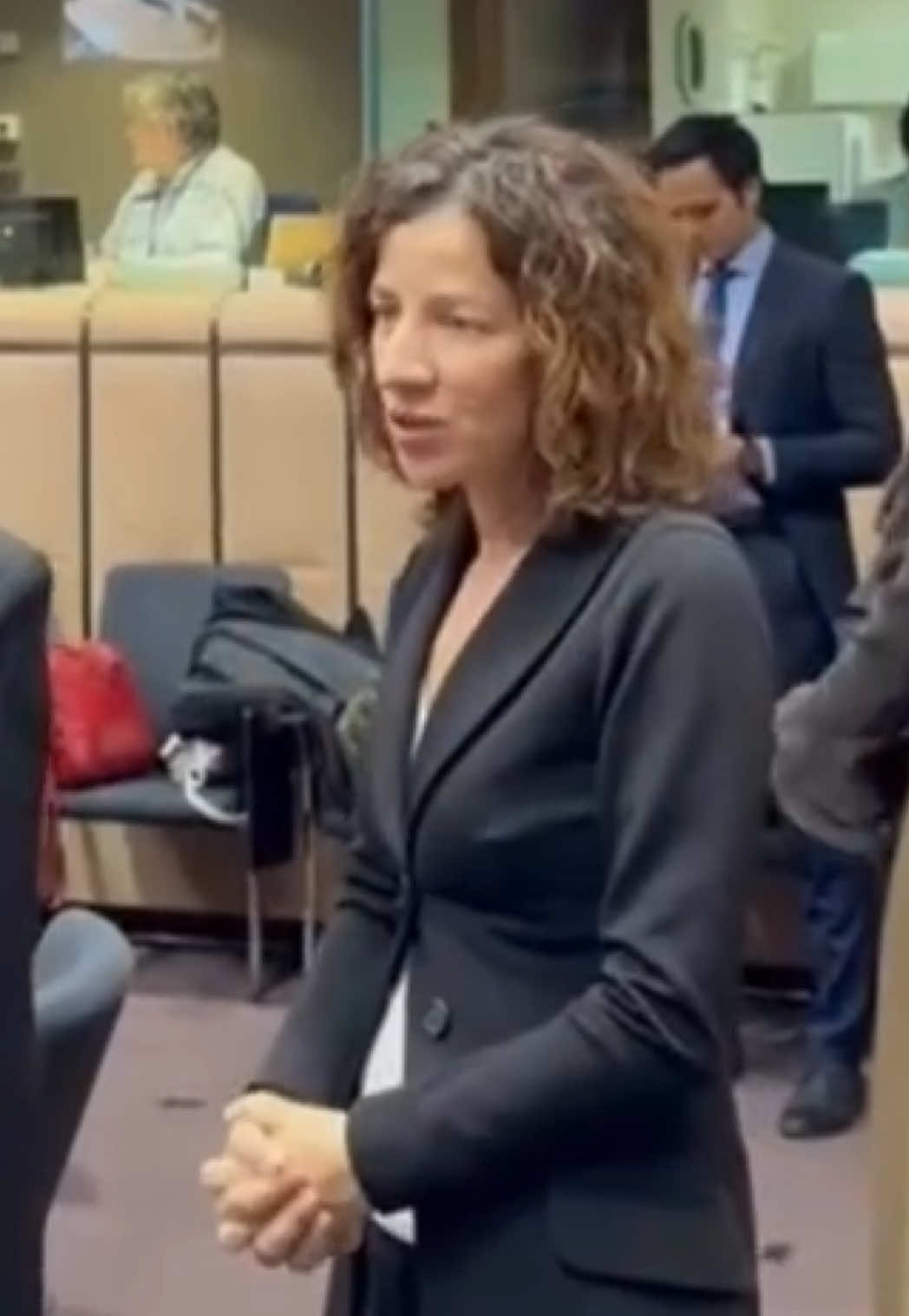 #RoxanaMinzatu #ComisarulOamenilor #fyp #foryou #viral 