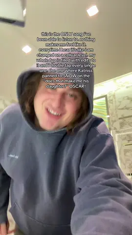 @Annabelle Dinda you are an actual master of your craft queen #hungergames #music 