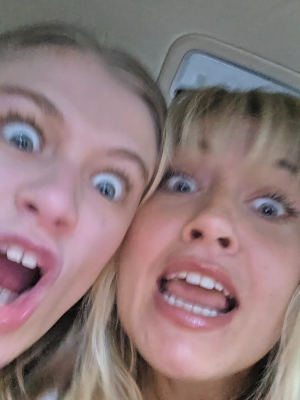 la lengua verde del mate es un mood @Lynette 💙💚 #k4os4ever #k4os #4ever #losdos #granrex 