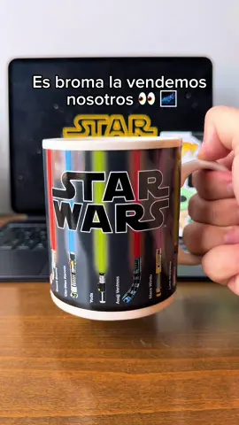 Y tú a qué maestro Jedi se lo regalarías esta navidad? 👀🎄 #starwars #starwarstiktok #lightsaber #starwarsfan #taza  Está taza de Star Wars que cambia de color con el calor es lo mejor que le puedes regalar a un fan de Star Wars 