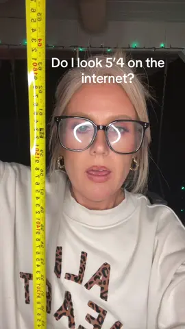 I’ve never actually been measured that I can remember. Sorry. I’ve been telling yall I’m 5’5. Teehee oops. How tall am I? 