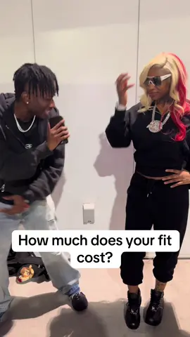 How much is your outfit worth? @Sexyy Red That chain is too fire 🔥🔥 #fyp #foryou #xyzbca #viral #christoosmoove 