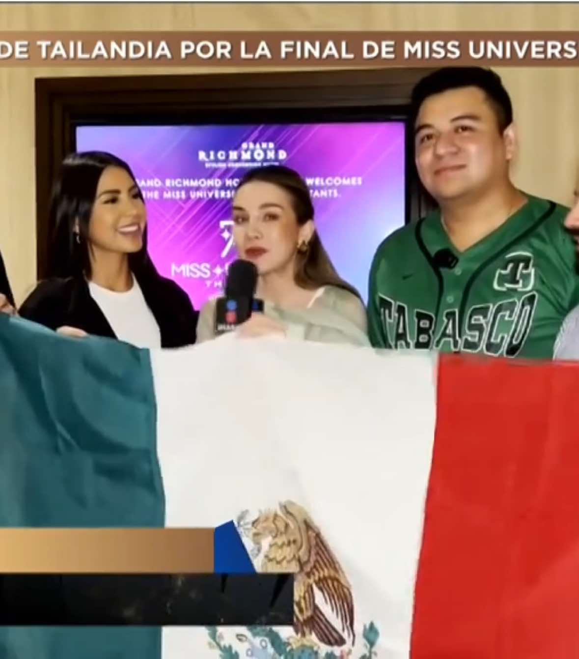 ¡Amigos de Fátima Bosch llegan a Tailandia para la final de Miss Universe 2025! En entrevista con Katy Zaragoza, nos cuentan su experiencia apoyando a nuestra representante mexicana ¡No te pierdas la final de Miss Universe 2025! Este jueves 20 de noviembre a las 7 PM por el 3.1 de @Imagen Televisión  #MU25 #MUEnImagen #MéxicoConFátima