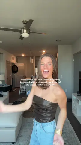 A place where we giggle and feel understood DUHHH #girls #influencer 