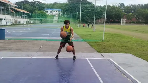 Allen iverson allen iverson maliit pa lang ako allen iverson pinapanood na kita kya ngayon malaki na ako ginagaya ko talaga mga dribble mo allen iverson #viralvidoe #trendingvidoe #highlight #highlightseveryone #followers 