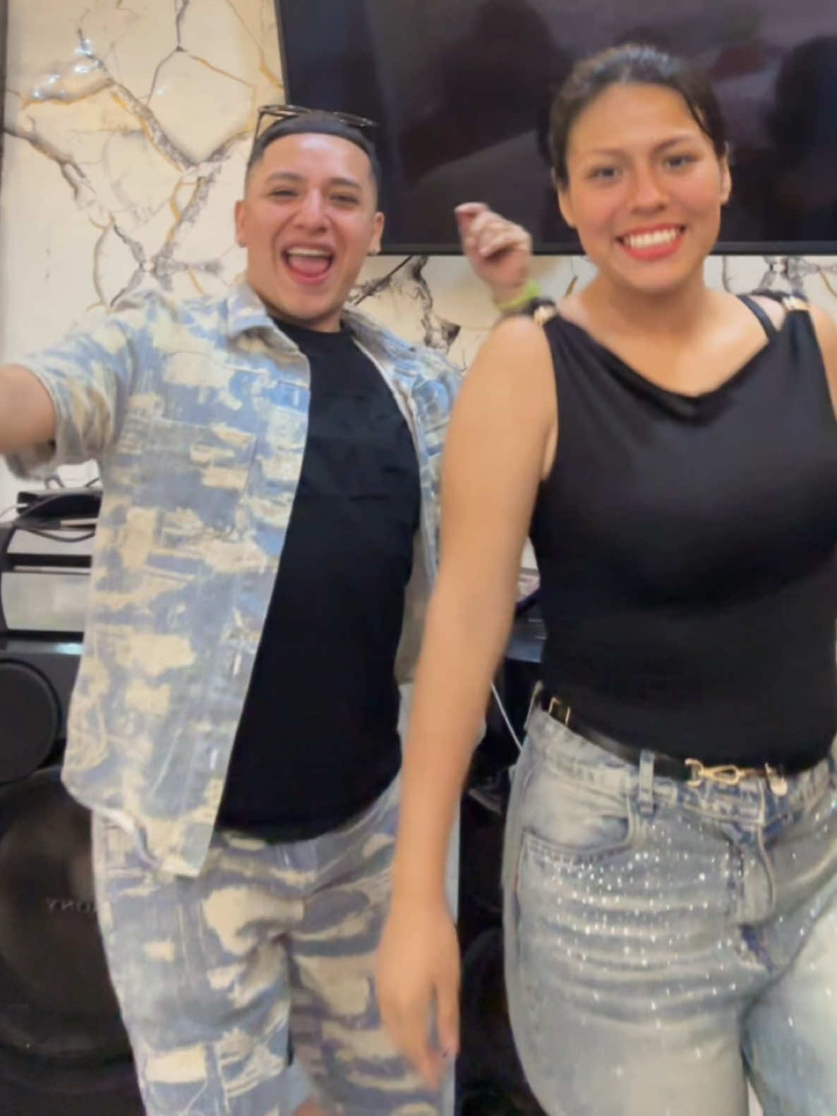 Muñequita rota #carlitostv #moca #milenka @Moca 