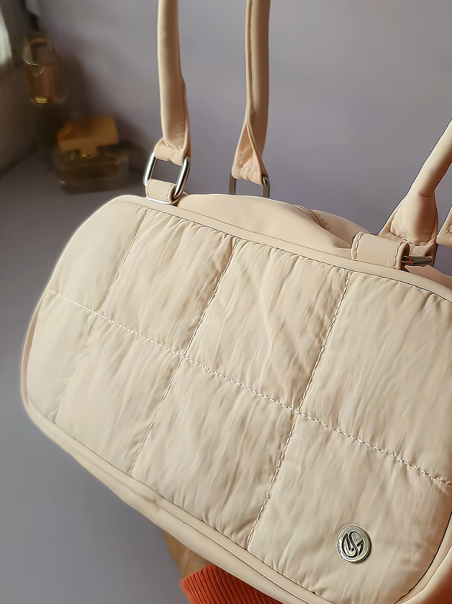 Replying to @melian04 Yes a must have 🎀 #womensbag #slingbag #nylonbagforwomen #waterproofbag #bagforwomen 