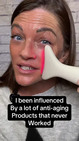 I’ve been fooled before so I was super skeptical to try this Revo Genie  #redlighttherapy #antiaging #athomespatreatment #beauty @REVOMADIC 