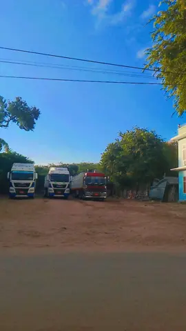 အိမ်ကကားချောကြီးကုန်တင်သွားပြီး😍😍😍😍