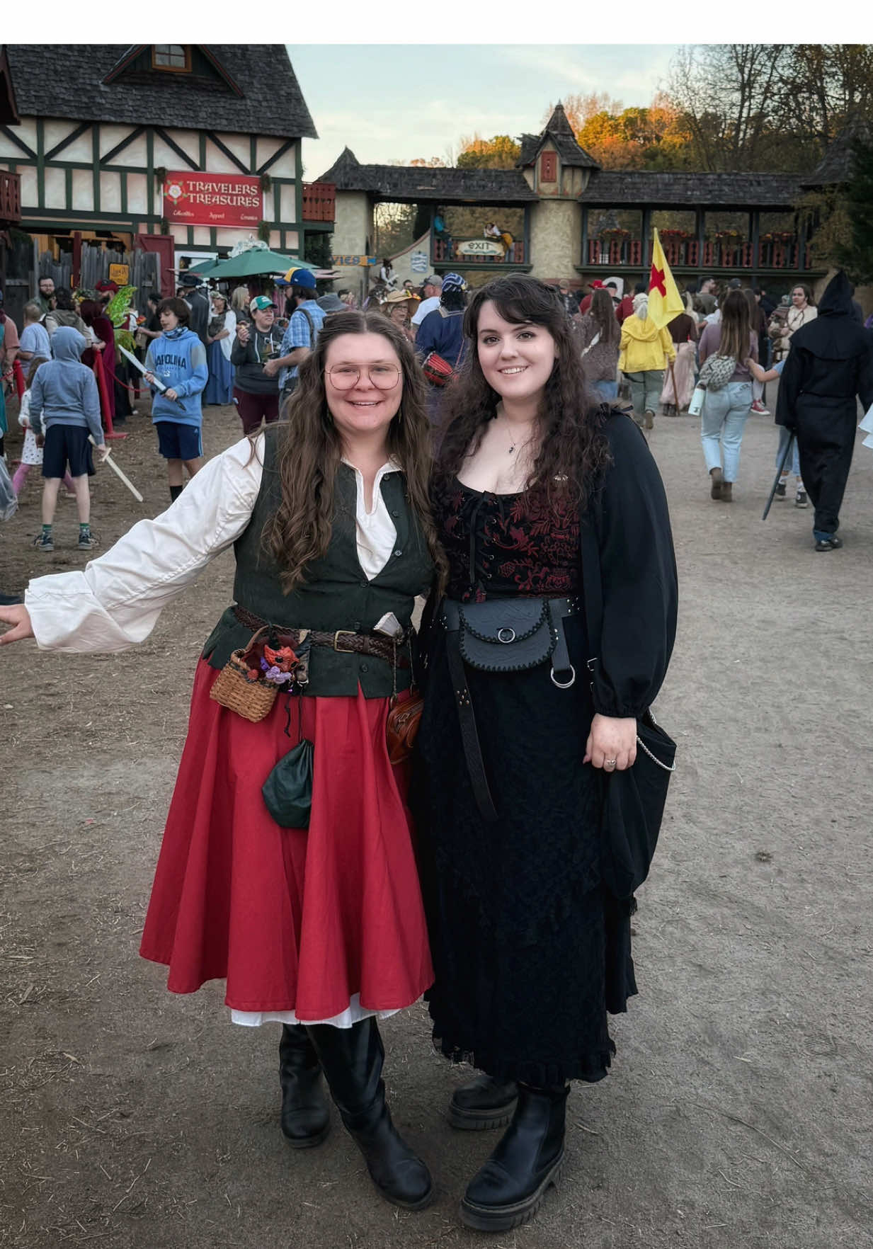 I wish I had taken more video, but I had a great time with @Sarah on Sunday! 😁 #renaissancefestival 