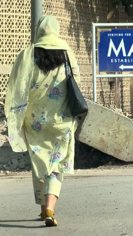 Very Beautiful Bhabhi walking on Road