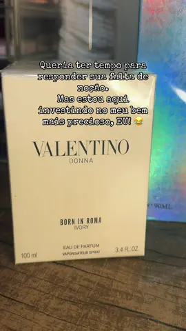 Não resisti e comprei dois perfumes que estavam na minha listinha: Born In Roma Ivory & Turathi Electri da Afnan 🛍️ Turathi: Um perfume Aromático Frutado Compartilhável que eletriza o ambiente com um frescor luxuoso e um toque adocicado e viciante.  Born In Roma Ivory: uma fragrância Oriental abaunilhada feminina que celebra a extravagância sedutora inspirada nas noites de Manhattan dos anos 70. Agora um conselho de amiga🫶🏼 Acredite, você vence quando não se importa e gasta seu tempo investindo somente em você!🤌🏼✨ Autocuidado é prioridade em todos os sentidos, viu amigas 💆🏻‍♀️✨ #perfumearab #turathielectric #valentino #afnan #perfumearabe 