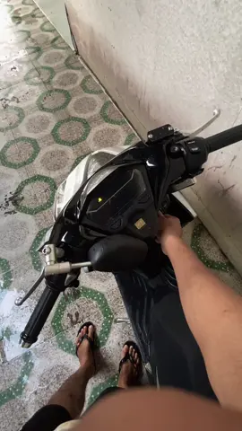 Cũng tạm ổn ✅ #xuuuuuuhuongggg #trong_tac #kyniem #vario #saigon 