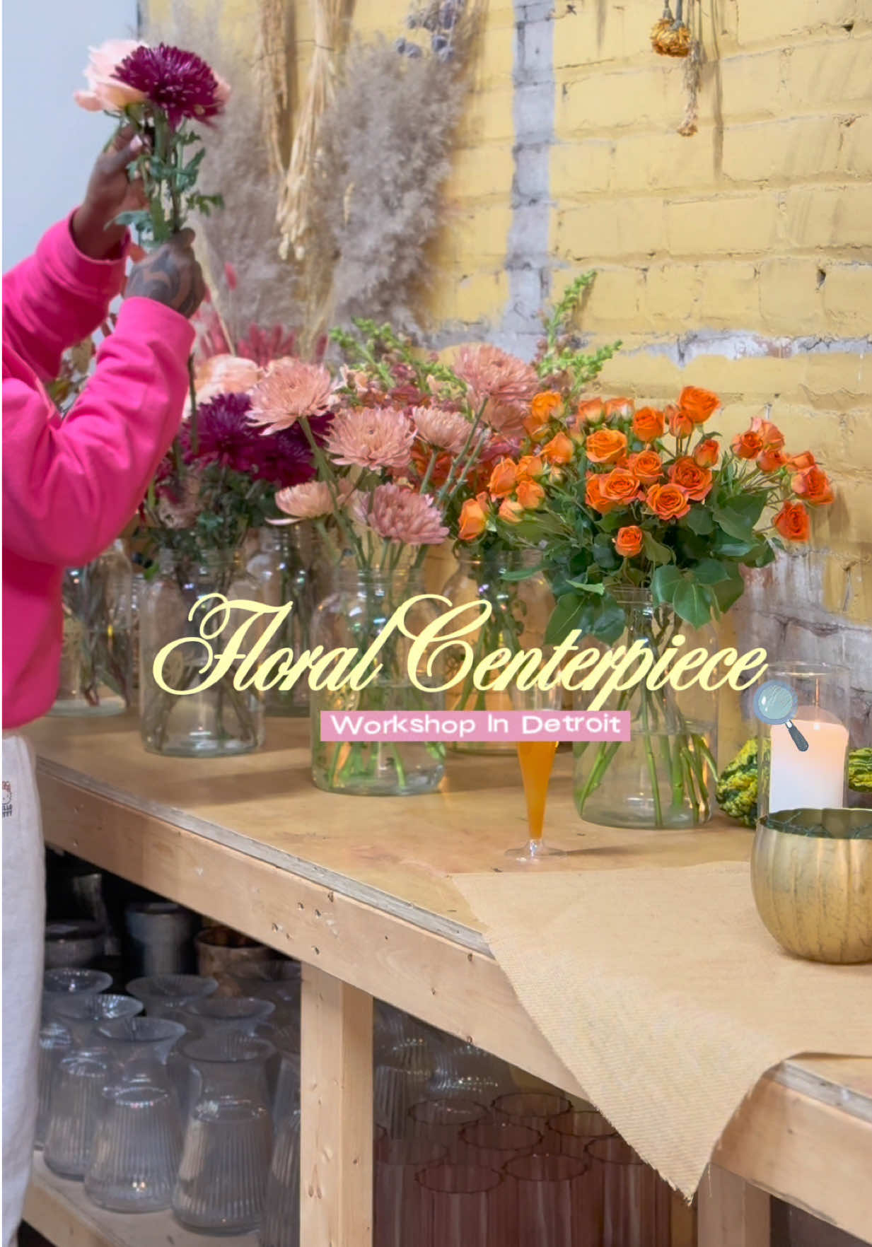 Experience seekers! If you need a cute Thanksgiving break activity with the girls, this Holiday Centerpiece Workshop at Flowers for Dreams is it. 🌸✨ Grab your tickets and get ready for cozy vibes, flowers, and fun. 📍 Flowers for Dreams — 1490 Gratiot Ave, Detroit, MI 48207 @Flowers for Dreams  #DetroitEvents #DetroitThingsToDo #DetroitExperiences #HolidayActivities