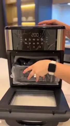 Dê uma olhada em Air Fryer Oven Philco 12L 4 em 1 1800W PFR2200P por R$459,90. Compre na Shopee agora! https://s.shopee.com.br/AKSsFFq5YY