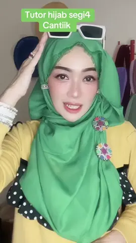 Ke live yuk...   Follow akunku biar dapet notif tutor hijab seru lainnya. Produk bisa CO di tiktok 