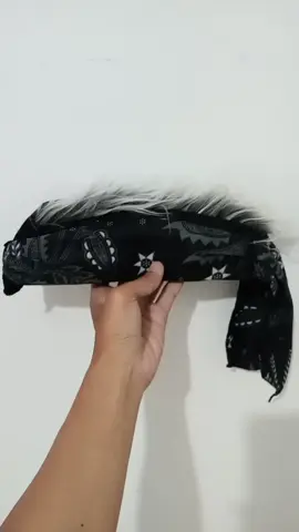 ada ukuran anak, topi udengnya . tersedia warna best seller - silver - hitam - hitam krem ukuran diameter kepala: 20-30cm . #foryou #topirambutpalsu #fyp #udeng #blangkon 