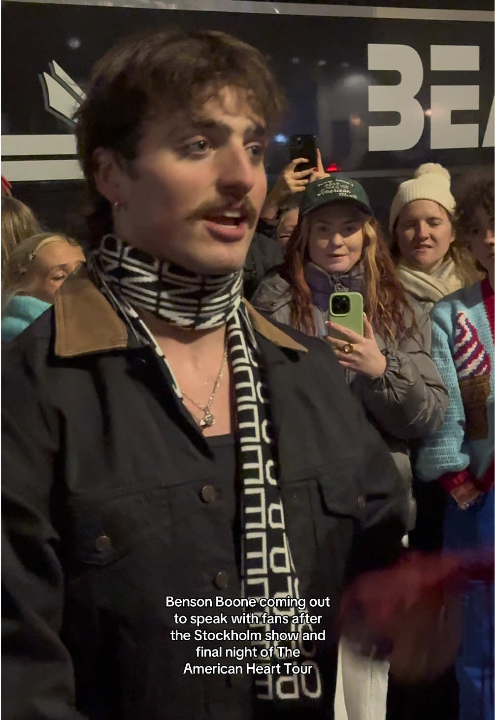 @Benson after the final show in Stockholm coming out to say goodnight to fans 👋 #bensonboone #benson #bensonboonefans #stockholm 