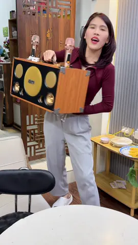 Loa Xách Tay Karaoke BG-209S #loakaraoke #kimthach 