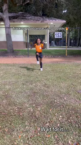 Childhood and adulthood : Track and field athlete Shankar I Richardson won the world championship!leading the United States to victory ,she is a source of pride for our nation #richardson #america #Running #shacarririchardson #usa 